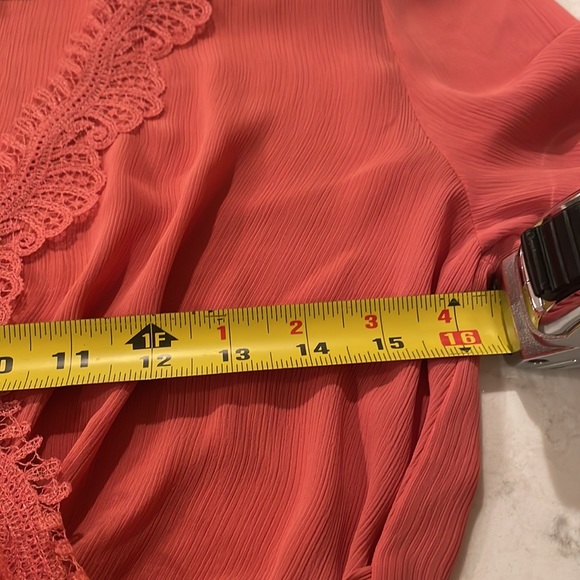 Express coral blouse w v neck lace detail and tie - Picture 4 of 4